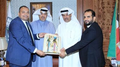 حمود فليطح يستقبل رئيس الاتحاد العربي للدراجات النارية وأعضاء المكتب التنفيذي