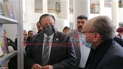«أمين الأعلى للثقافة» يفتتح معرض الكتاب المسرحى بخصم 40%