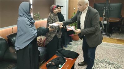 مياه البحيرة تكرم عاملات الخدمة المعاونة بمناسبة احتفالات عيد الأم