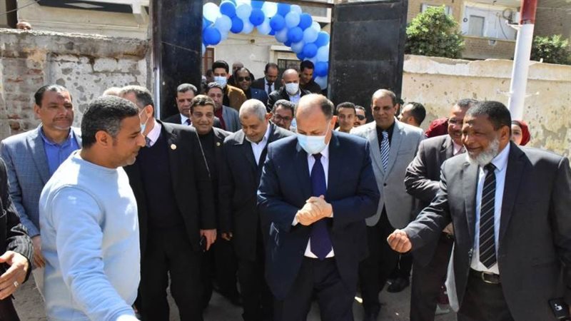 محافظ أسيوط يشهد