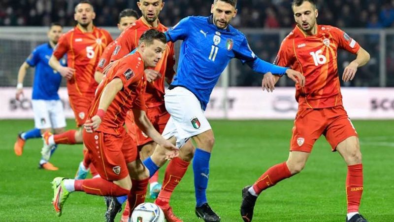 منتخب إيطاليا يفشل