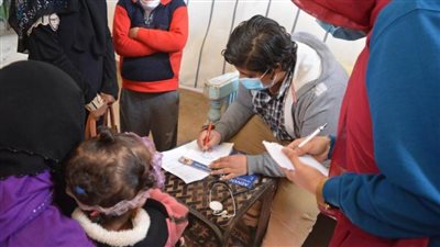 ٣٨٥ كشفا بالمجان بقافلة طبية خيرية نظمها الاتحاد المصري لطلاب صيدلة سوهاج EPSF-Sohag