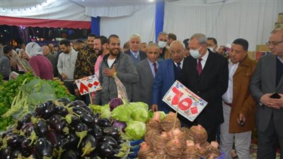 افتتاح معرض 