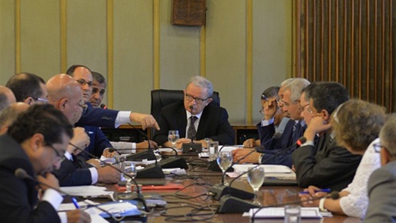 الخطة والموازنة تدرس