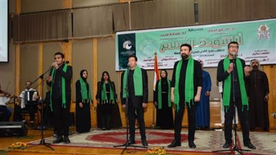 نائب رئيس جامعة أسيوط يشهد فعاليات الأوبريت الشعري الغنائي 