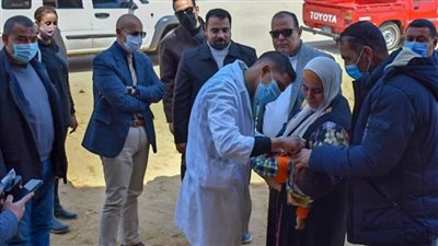 وكيل صحة الشرقية يتابع سير العمل بالحملة القومية للتطعيم ضد مرض شلل الأطفال