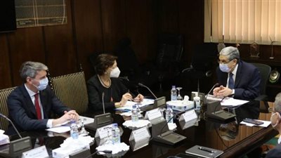 شاكر: تمويل بنك الاستثمار الأوروبي لمشروعات الكهرباء يعكس الثقة في نجاح القطاع