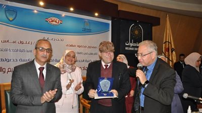 النجاحات تتوالى في جامعة حلوان بتجديد اعتماد الخدمة الاجتماعية