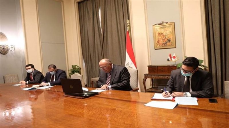 وزير الخارجية يبحث