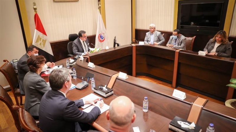 لقاء وزير الصحة ووفد