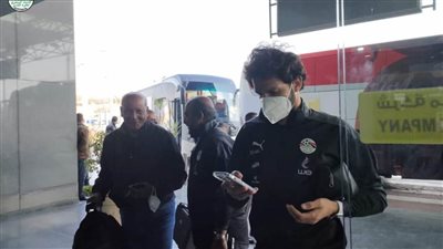 تفاصيل مكالمة مدرب الزمالك مع محمود علاء قبل لقاء مصر والسنغال