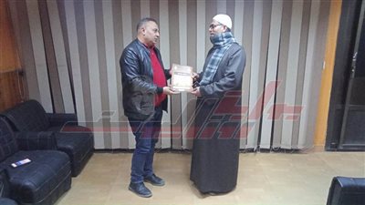 تسليم 9 عقود تقنين أراضي أملاك الدولة بكفر الشيخ