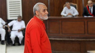 تأجيل محاكمة محمد بديع وآخرين لـ12 إبريل 