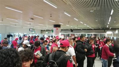 90 دقيقة على حلم المونديال.. الجماهير المصرية تصل داكار لدعم منتخب مصر