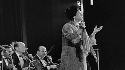 أجور الملحنين والمؤلفين في حفلات النوادي الرياضية من 50 سنة