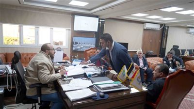 مياه سوهاج تبحث الموقف للوصلات المنزلية لتطوير الريف المصرى 