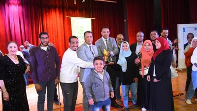 جامعة أسيوط تُعلن عن فوز كلية الخدمة الاجتماعية بأوسكار أفضل عرض مسرحى