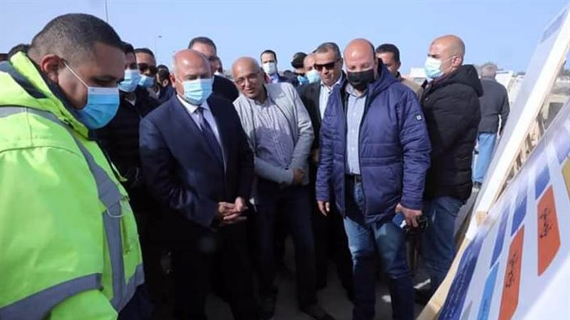 وزير النقل أثناء