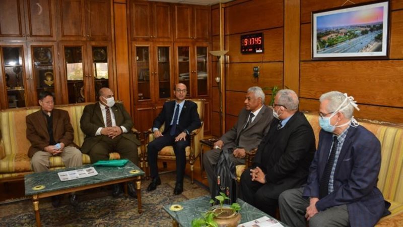 جامعه اسيوط تستقبل