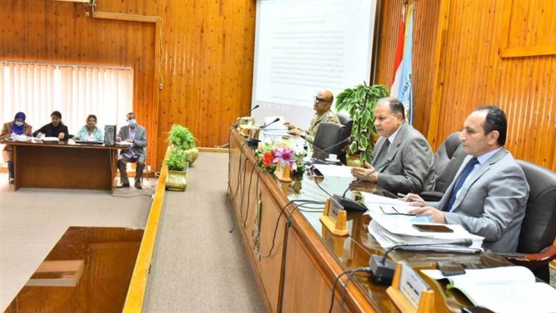 محافظ أسيوط يوجه