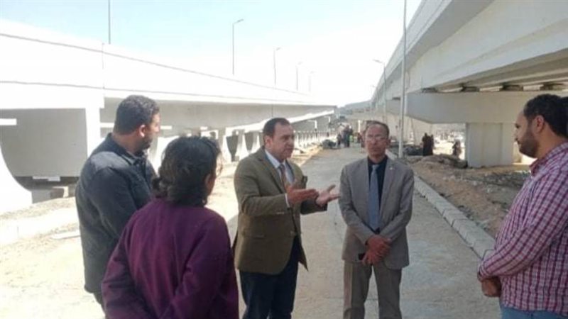 كوبري ملوي على ترعة