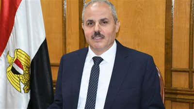 رئيس جامعة قناة السويس يُرسل التهنئة لـ 
