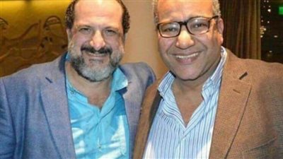 بالصور.. بيومي فؤاد وخالد الصاوي يحتفلان بتصوير 