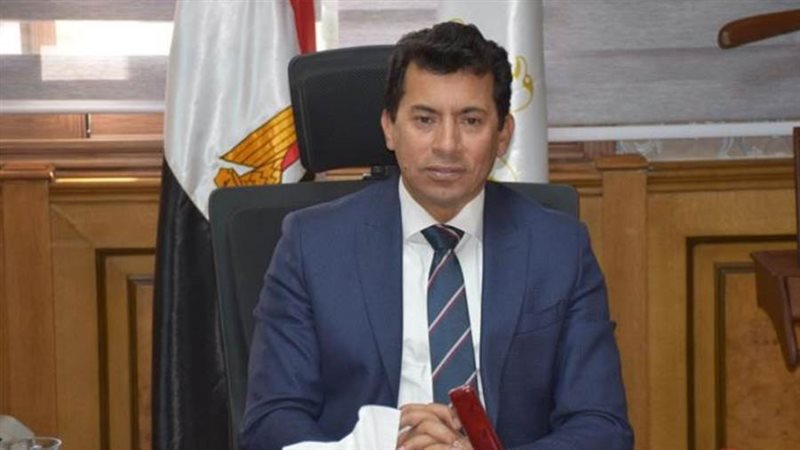 وزير الشباب والرياضة