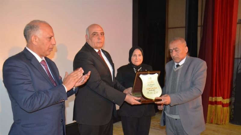 تكريم أسر الشهداء