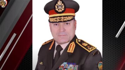 الفريق أسامة عسكر يعود إلى أرض الوطن بعد انتهاء زيارته الرسمية لقبرص