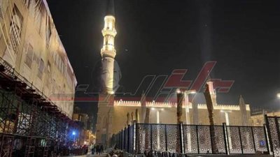 بالصور.. صلاة التراويح من مسجد الإمام الحسين بعد تطويره وافتتاحه 