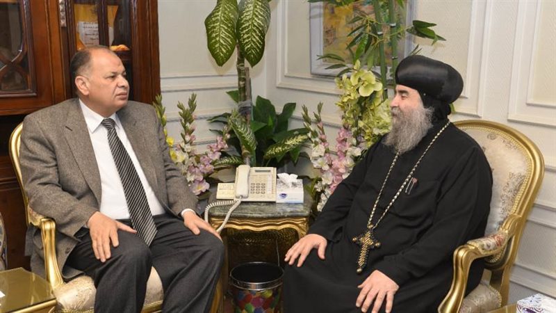 محافظ أسيوط يلتقي