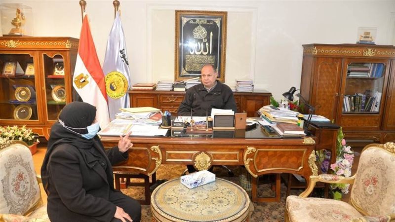 محافظ أسيوط يلتقي