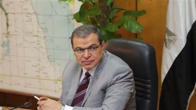 وزير القوى العاملة يسلم 30 عقد عمل لذوي الاحتياجات الخاصة بالقليوبية