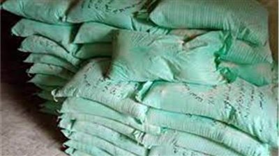 ضبط صاحب مخزن لحيازته 8 أطنان دقيق مجهول المصدر