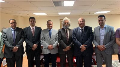 تفاصيل الاجتماع الثلاثي بين نقابة الأطباء والضرائب والعلاج الحر 