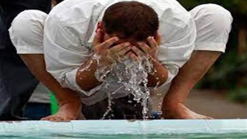 التبرد بالماء أثناء