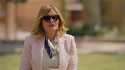 دليلك لكي تكسب ود يسرا في مسلسل أحلام سعيدة