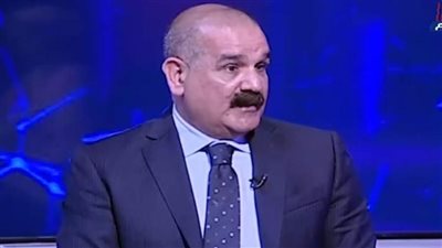 عضو بشعبة المستوردين يطالب بوقف التعامل بالدولار على الأراضي المصرية