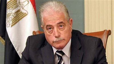 محافظ جنوب سيناء يبحث تنفيذ مشروع الهايد بارك وملحقاته