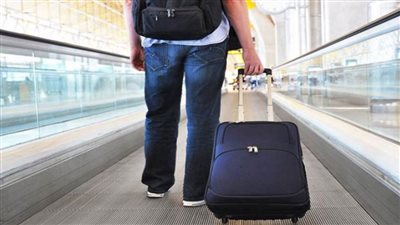 هل يُرَخَّصُ الفطر لمن يداوم على السفر نظرًا لطبيعة عمله؟.. الإفتاء تجيب