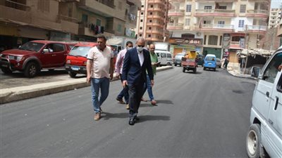 محافظ القليوبية يتابع أعمال رصف شوارع بنها 