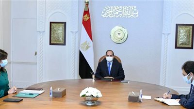  الرئيس يطمئن على سلامة الجالية المصرية في أوكرانيا