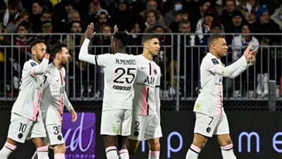 باريس سان جيرمان يحقق فوزًا كبيرًا على كليرمون فوت في الدوري الفرنسي