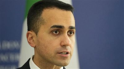 روما: نخوض حربا عالمية ليست عسكرية لكننا لن ندعم أي تدخل للناتو في أوكرانيا