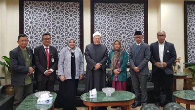 مفتي الجمهورية يستقبل وفدًا إندونيسيًّا من جامعة شريف هداية الله الإسلامية بجاكارتا