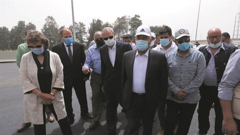 وزير النقل يتفقد