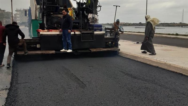 الإنتهاء من رصف طريق