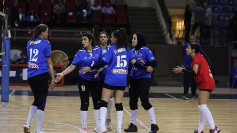 طائرة سيدات الأهلي