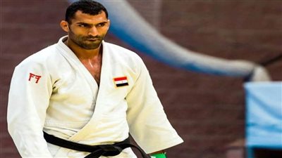 البطل الأولمبي رمضان درويش: 